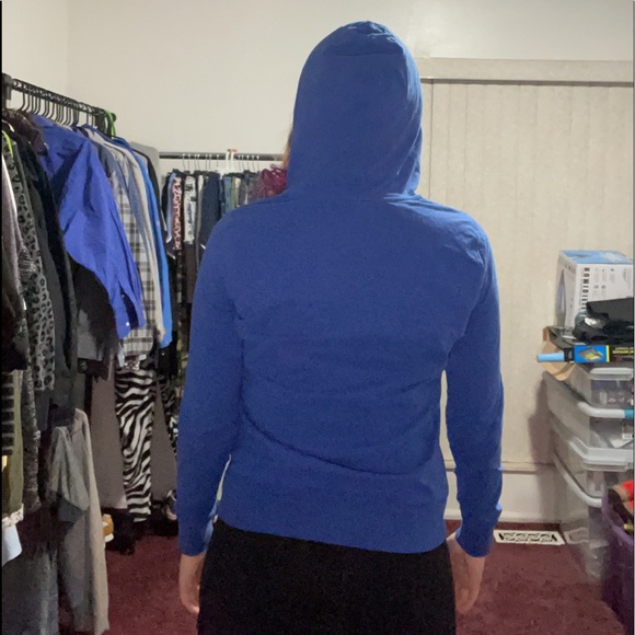 Sweater - Picture 11 of 11